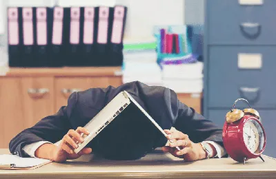 Из похмелья в офис. Как быстро влиться в работу после новогодних праздников  — Секрет фирмы