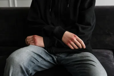 Диссертация на тему \"Выражение агрессии в современном русском и английском  языках : на материале американского национального варианта\", скачать  бесплатно автореферат по специальности 10.02.20 -  Сравнительно-историческое, типологическое и ...