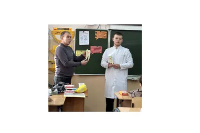 Зуб Держащий Тему Зубной Щетки Изображение 1 — стоковая векторная графика и  другие изображения на тему Зубная щётка - Зубная щётка, Зубы, Векторная  графика - iStock