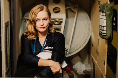 В новогоднюю ночь показали трейлер \"Вызова\" - первого в мире фильма,  снятого в космосе - Российская газета