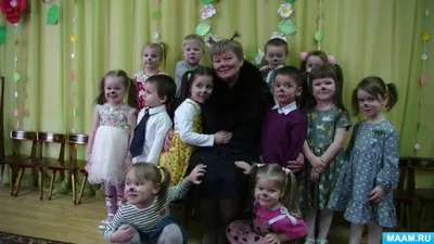 Сценарий утренника на 8 Марта «Кошка и котята» для детей младшей группы