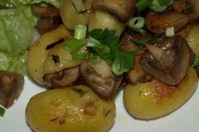 Тушеная картошка с фаршем и грибами, пошаговый рецепт с фото