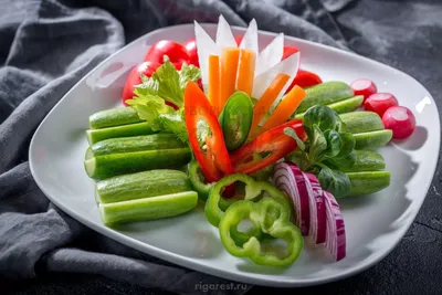Холодные закуски и салаты-это легкие блюда из овощей, сыров, рыбы, мяса.  Нередко они употребляются в пищу вместе с алкогольными напитками.… |  Instagram