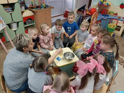 Мастер-класс поделки из бросового материала «Кормушка для птиц» (3 фото).  Воспитателям детских садов, школьным учителям и педагогам - Маам.ру