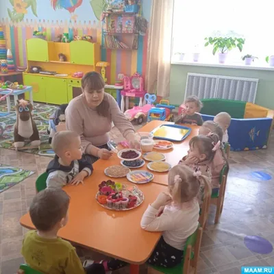 Кормушка для птиц🦅 Родители воспитанников детского сада \"Солнышко Тараза\"  совместно с детьми смастерили кормушки👍 Спасибо мамам и папам … | Instagram