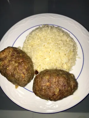 Фотоотзыв #4044 по рецепту: Котлеты с помидорами и сыром в духовке — котлеты  с сыром и помидорами