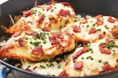 Котлеты из фарша с помидорами и сыром в духовке - пошаговый фоторецепт