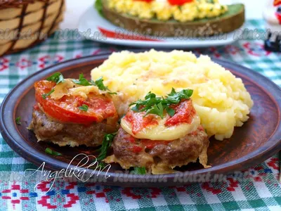 Мясные гнезда с сыром и помидорами - пошаговый рецепт с фото на Готовим дома
