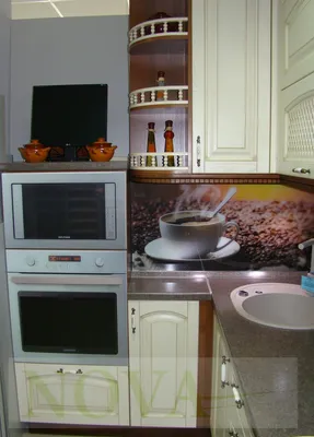 Угловая кухня ЗОВ Лугано с фасадами из массива ясеня — выполненные проекты  компании «Кухни от природы»