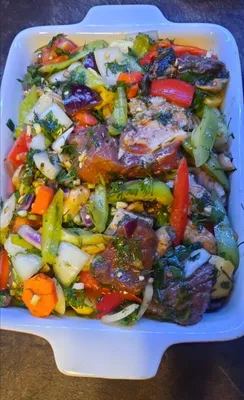 Курица с овощами в духовке рецепт с фото пошагово | Рецепт | Овощи,  Порционные блюда, Овощные гарниры