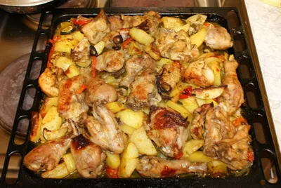 Курица с овощами в духовке: полезный и простой рецепт
