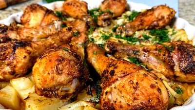 Курица с картошкой запеченная в духовке в сливочно-чесночном соусе рецепт с  фото