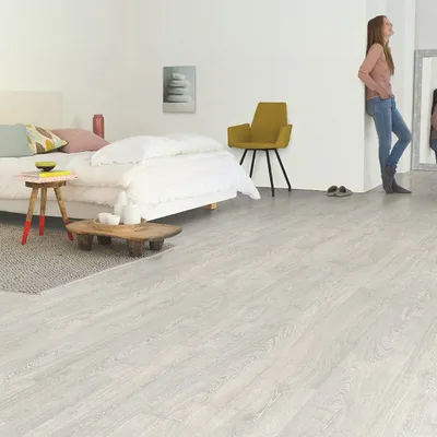 Ламинат Quick Step Impressive IM3560 Дуб фантазийный светло-серый купить в  Москве | Пол Страны