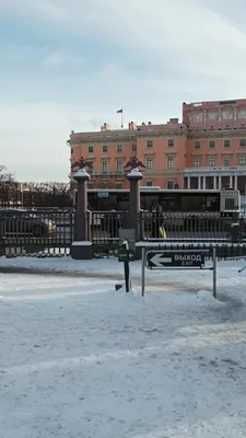 Статуи-новоделы в Летнем саду прячут в ящики в дань традиции — Городские  новости Санкт-Петербурга — Канонер