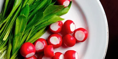 Черемша, лук медвежий (Allium ursinum)