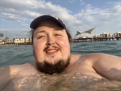 30-летний сын Никаса Сафронова - Лука Затравкин весит около 250 кг. Какие  проблемы он испытывает и чего боится | Вспомним Советский Союз | Дзен