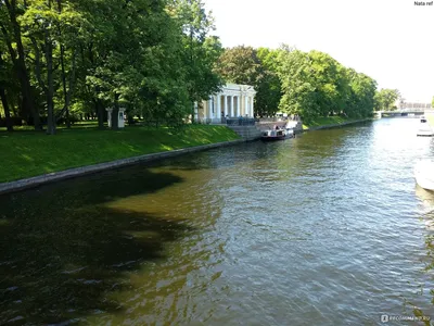 Михайловский сад в Петербурге.