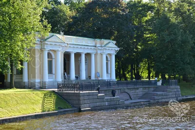 Михайловский сад, Санкт-Петербург - «Самый СКУЧНЫЙ, на мой взгляд, сад  Санкт-Петербурга. Михайловский сад с его богатой историей, пышной зеленью и  200-летними деревьями.» | отзывы