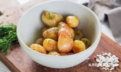 Молодй картофель в карамели – рецепт Евгения Клопотенко
