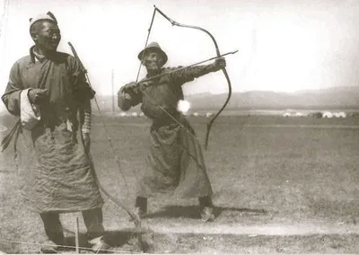 Монгольский лук: оружие, которое не уступало огнестрельному - Рамблер/спорт
