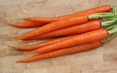 Морковь Зайкино Счастье мини, 250г - купить с доставкой в Москве в  Перекрёстке