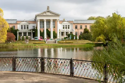 Москва. Ботанический сад МГУ. Аптекарский огород. Сентябрь.