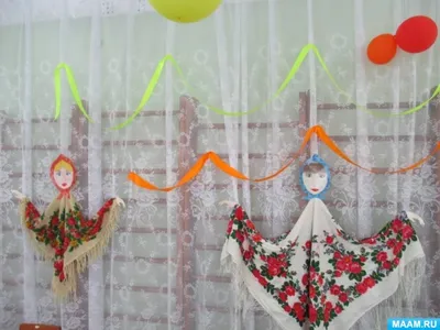 Фотозона на Масленицу с телегой и сеном в аренду