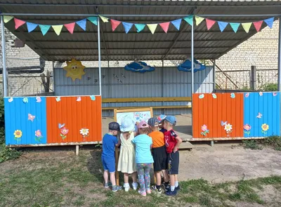 Осеннее украшение участка в детском саду