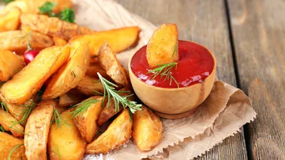 Картофель в духовке – 10 интересных и простых рецептов 2023
