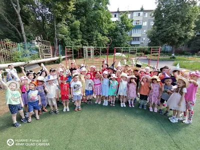 Новости - Конкурс \"Парад осенних шляп\"