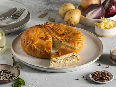 Татарский балэш с мясом и картошкой! Рецепт от мамы и фотографии  приготовления.