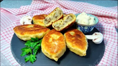 Пирожки с картошкой на кефире жареные на сковороде рецепт с фото пошагово -  1000.menu