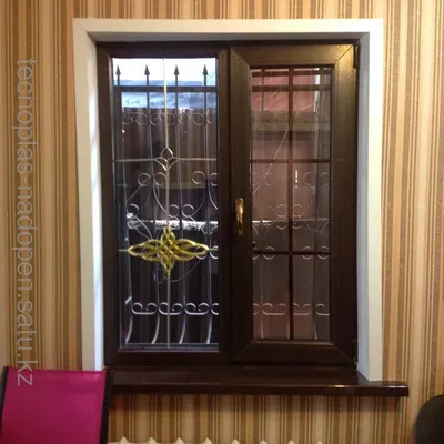 Окна Rehau Золотой дуб в частном доме от оконной компании vikna.ua
