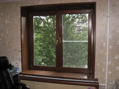 Окно 1,3мх1,4м золотой дуб. Солнцезащита в подарок в Кропивницком. Купить  или заказать металлопластиковые окна в Украине. Сравнить цены на Окна.ua