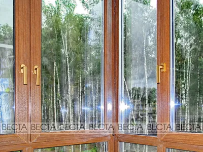 Ламинированные окна в интерьере, ламинация золотой дуб фото - Okna-park.ru