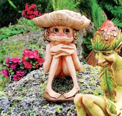 DIY GARDEN FIGURES / Cement flower bed decor / Crafts for a garden and a  summer residence - YouTube