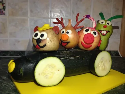 ⠀ Выполняем поделки из фруктов и овощей на выставку в детский сад и школу  🍏🍎🍅🥒🥕 Подпишитесь, пожалуйста на наш телеграм. Ссылочка в шапке… |  Instagram
