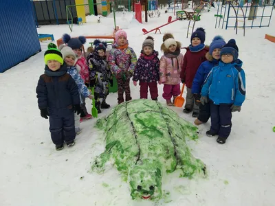 Фигуры из снега на зимних участках (22 фото). Воспитателям детских садов,  школьным учителям и педагогам - Маам.ру