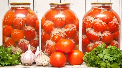 Заготовки на зиму: рецепты маринованных помидоров и огурцов, лечо, кетчупа  и кабачковой икры | Новости и статьи ВкусВилл: Москва и область