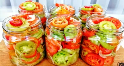 Как закрыть помидоры в банках на зиму: лучшие рецепты вкусных заготовок -  20 августа 2022 - 60.ru
