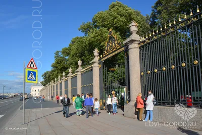 О Петербурге - Установка решетки Летнего сада