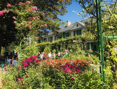 CLAUDE MONET`S GARDEN / Сад Клода Моне