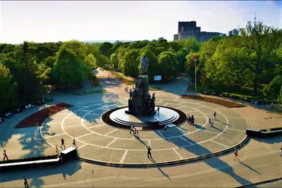 Сад Шевченко. Харьков, 05.05.2020.