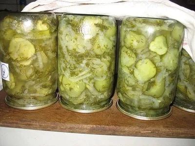 Салат из огурцов на зиму без стерилизации - 6 пошаговых фото в рецепте