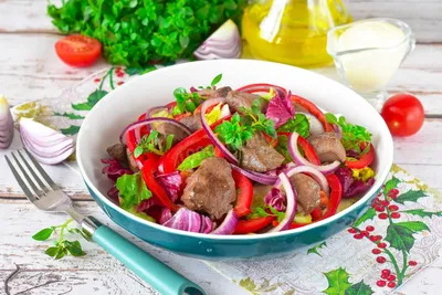🐮 Салат с говяжьей печенью, морковью и луком - рецепт автора Светлана  Скребнева