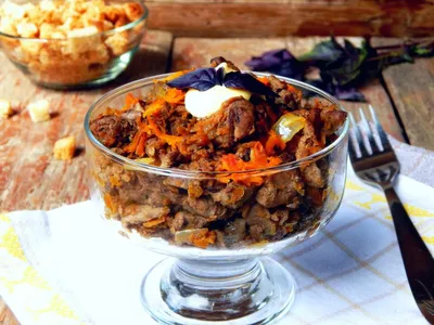 Салат с говяжьей печенью морковью и луком рецепт с фото пошагово - 1000.menu