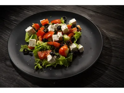 Рецепты со вкусом - 🥗ЗАПРАВКА ДЛЯ САЛАТА ИЗ СВЕЖИХ ОВОЩЕЙ 🥗  ------------------------- Ингредиенты: ------------------------- 🥗Сметана  - 2 ст.л. 🥗Майонез - 1 ст.л. 🥗Рассол от маринованных огурцов - 2 ст.л.🥒  🥗Чеснок - 1