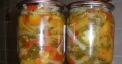 Салат из зеленых помидоров на зиму: очень вкусная заготовка