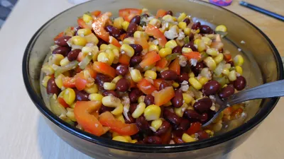 Что приготовить из консервированной кукурузы - рецепт закуски с сыром -  Новости Вкусно