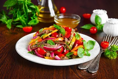 Салаты из мяса и овощей с фото фотографии